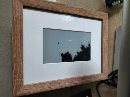 PiArtFrame displays fractal art