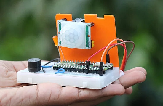 How to Make Burglar Alarm Using Raspberry Pi - Keep Thief's Away!