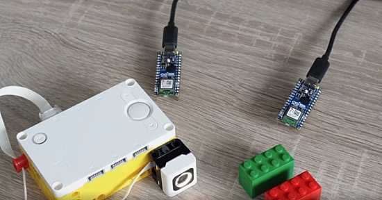 Connectionless messaging via Bluetooth Low Energy (BLE) with MicroPython