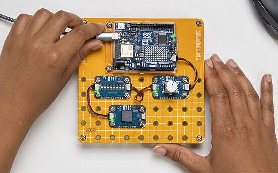 Arduino Embraces Maker I2C Bus Standard Connections