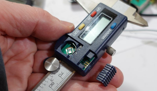 Interfacing cheap digital calipers to Raspberry Pi