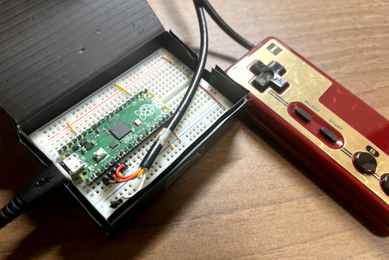 Famicom controller used as a mouse and keyboard on a PC